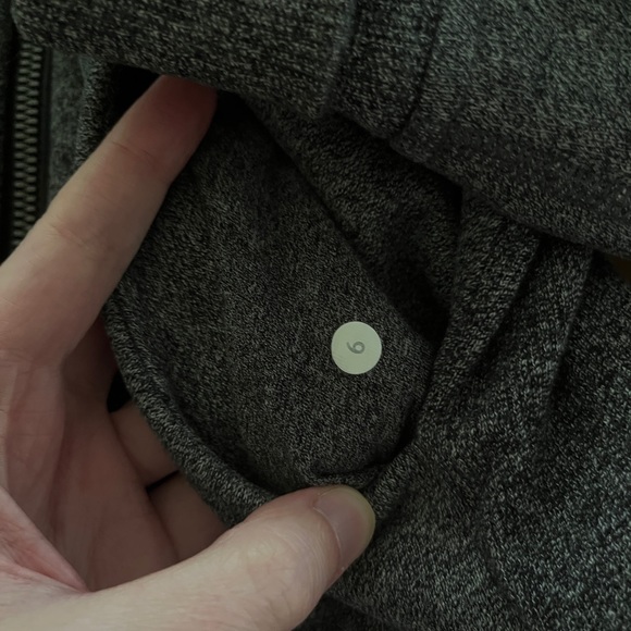 Lululemon Heathered Grey Full Zip Scuba Hoodie Size 6 - Picture 9 of 11
